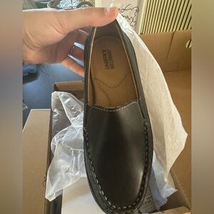 Kids boys black Johnston & Murphy NIB dress shoes